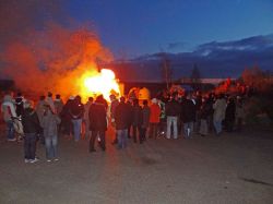 Weihnachtsbaumverbrennen_Renneritz_201320130112_DSC04789_1024_768