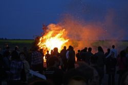 walpurgisfeuer_renneritz_web